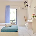Kapougiati מלון דירות 3*