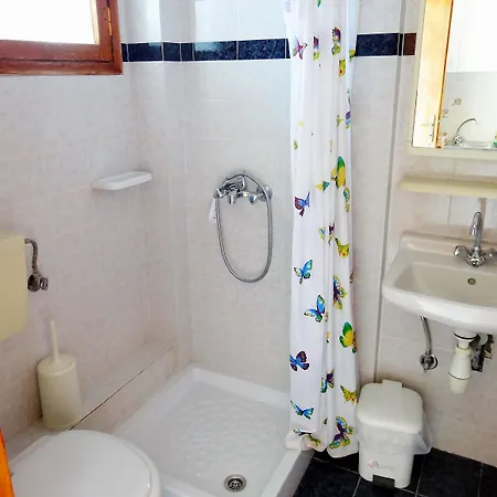 Kapougiati Apartahotel Ília