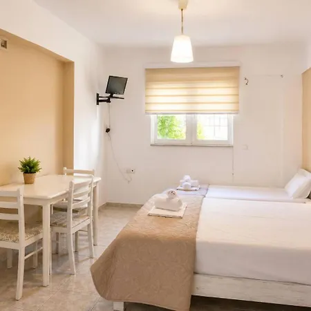 Kapougiati - Edipsos Sunny And Cozy Getaways 아파트호텔